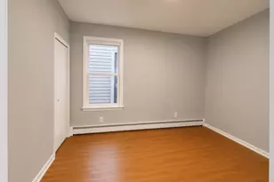 1110 Hampton Pl, Elizabeth, NJ 07201 - Photo 4