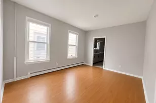1110 Hampton Pl, Elizabeth, NJ 07201 - Photo 2