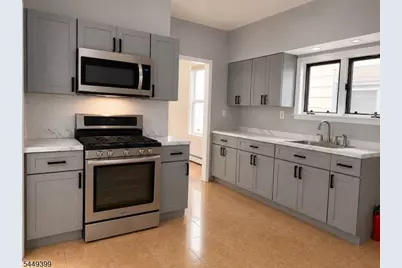 1110 Hampton Pl, Elizabeth, NJ 07201 - Photo 1