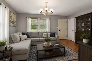 2198 Halsey St, Union Township, NJ 07083 - Photo 6