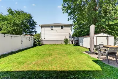 26 Cedar Dr, Rochelle Park Township, NJ 07662 - Photo 20