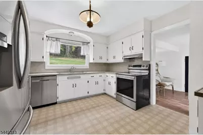 85 Ann St, Dover, NJ 07801 - Photo 12