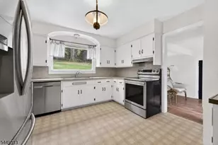 85 Ann St, Dover, NJ 07801 - Photo 12