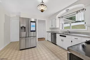 85 Ann St, Dover, NJ 07801 - Photo 14