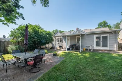 7 Park Ave, Wanaque, NJ 07420 - Photo 18