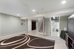 56 Chesapeake Ave, Parsippany, NJ 07034 - Photo 36