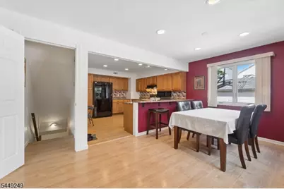 56 Chesapeake Ave, Parsippany, NJ 07034 - Photo 16