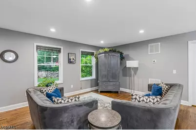 17 Bunn St, Lebanon Township, NJ 07830 - Photo 4