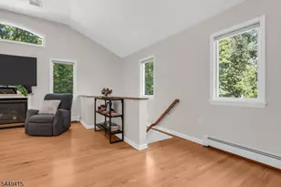 1245 Sunnyfield Ln, Scotch Plains Township, NJ 07076 - Photo 20