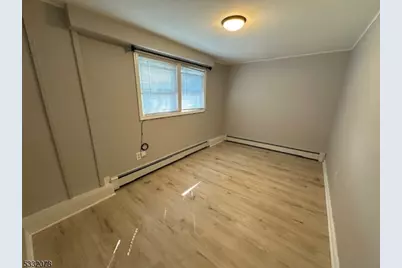 575 Rogers Dr, Roxbury Township, NJ 07850 - Photo 12