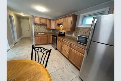 575 Rogers Dr, Roxbury Township, NJ 07850 - Photo 10