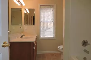 8 Entrance Ave, Morristown, NJ 07960 - Photo 6