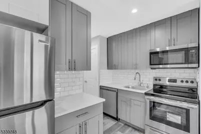 1300 Fulton St #4, Rahway, NJ 07065 - Photo 2