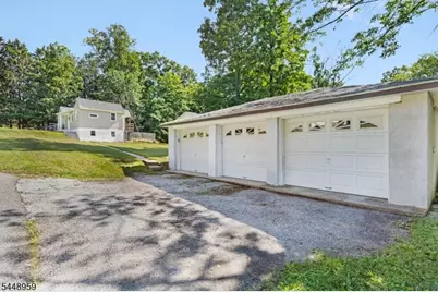 185 W Mountain Rd, Sparta Township, NJ 07871 - Photo 2