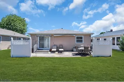 15 Capri Ct, Berkeley Township, NJ 08757 - Photo 14