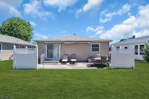 15 Capri Ct, Berkeley Township, NJ 08757 - Photo 14