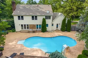 1 Layton Ct, Hillsborough Township, NJ 08844 - Photo 2