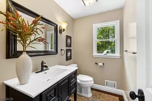 1 Layton Ct, Hillsborough Township, NJ 08844 - Photo 18