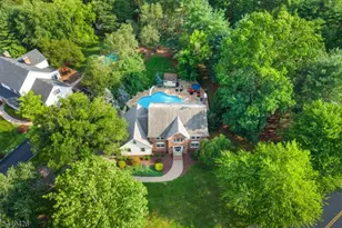 1 Layton Ct, Hillsborough Township, NJ 08844 - Photo 46