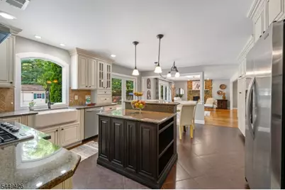 1 Layton Ct, Hillsborough Township, NJ 08844 - Photo 10