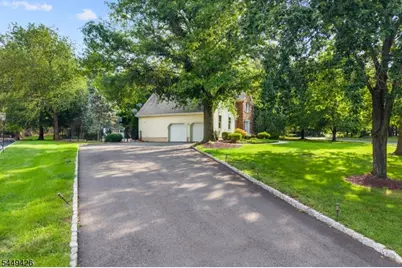 1 Layton Ct, Hillsborough Township, NJ 08844 - Photo 34