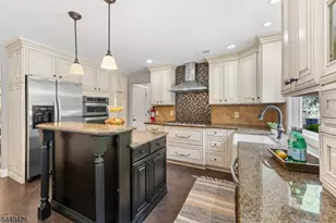 1 Layton Ct, Hillsborough Township, NJ 08844 - Photo 12