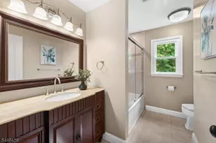 1 Layton Ct, Hillsborough Township, NJ 08844 - Photo 30