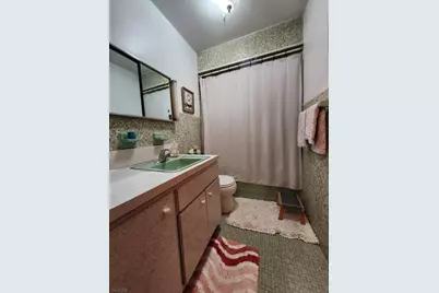 33 Livingston Ave #2, Lyndhurst Township, NJ 07071 - Photo 14