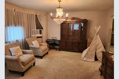 33 Livingston Ave #2, Lyndhurst Township, NJ 07071 - Photo 6