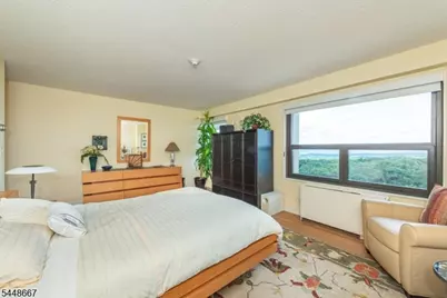 2 Claridge Dr #8HW, Verona Twp., NJ 07044 - Photo 16