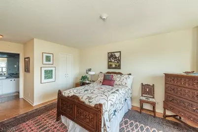 2 Claridge Dr #8HW, Verona Twp., NJ 07044 - Photo 22
