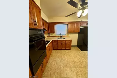 24 Grand Ave, Newark, NJ 07106 - Photo 4
