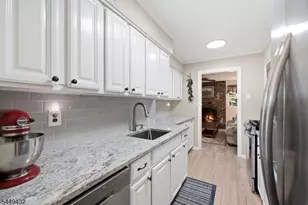 30 Chelsea Way, Bridgewater, NJ 08807 - Photo 12