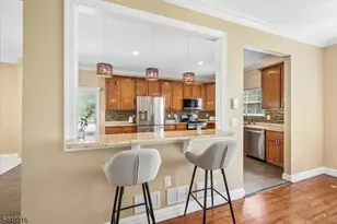 396 Vanderveer Rd, Bridgewater, NJ 08807 - Photo 6