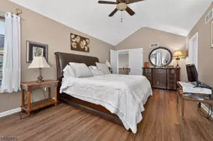 24 Lauren Ln, Lopatcong Township, NJ 08865 - Photo 20