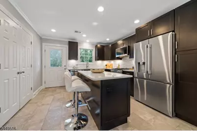 160 Harrington Rd, Clifton, NJ 07012 - Photo 14