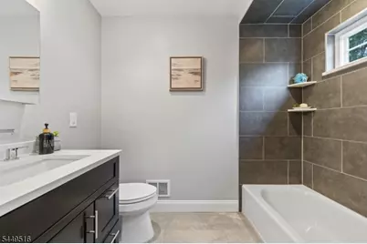 160 Harrington Rd, Clifton, NJ 07012 - Photo 18