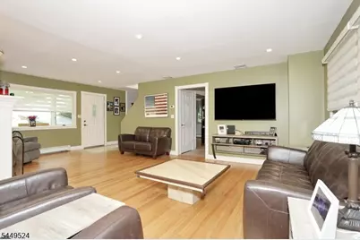 20 Linnea Pl, Ringwood, NJ 07456 - Photo 10