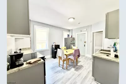 35 Krueger Pl, Passaic, NJ 07055 - Photo 6
