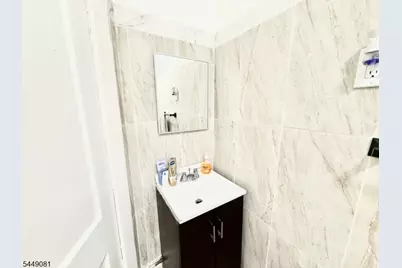 35 Krueger Pl, Passaic, NJ 07055 - Photo 8