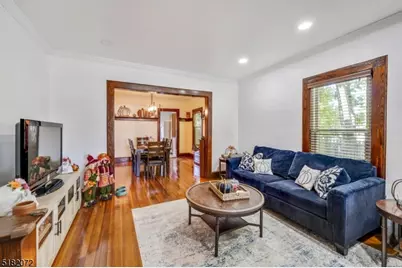 8 Oak Grove Rd #2, Caldwell, NJ 07006 - Photo 4