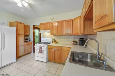 8 Oak Grove Rd #2, Caldwell, NJ 07006 - Photo 8