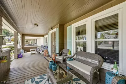 8 Oak Grove Rd #2, Caldwell, NJ 07006 - Photo 2