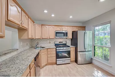 5 Pear Tree Ln, Franklin Township, NJ 08823 - Photo 8