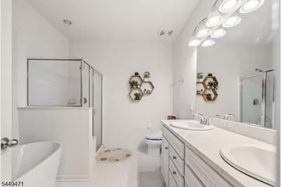 121 Sequoia Dr, Cedar Grove, NJ 07009 - Photo 12