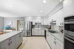 55 Union Hill Rd, Parsippany, NJ 07950 - Photo 10