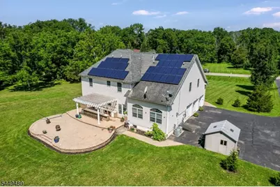 4 Green Tree Dr, Green Township, NJ 07821 - Photo 2