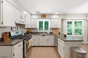 2 Powhatatan Way, Mount Olive, NJ 07840 - Photo 16