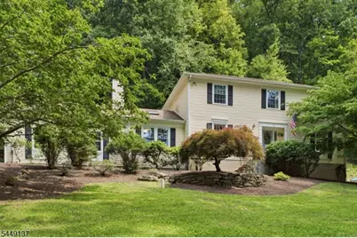 2 Powhatatan Way, Mount Olive, NJ 07840 - Photo 2