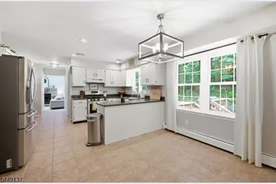 2 Powhatatan Way, Mount Olive, NJ 07840 - Photo 12